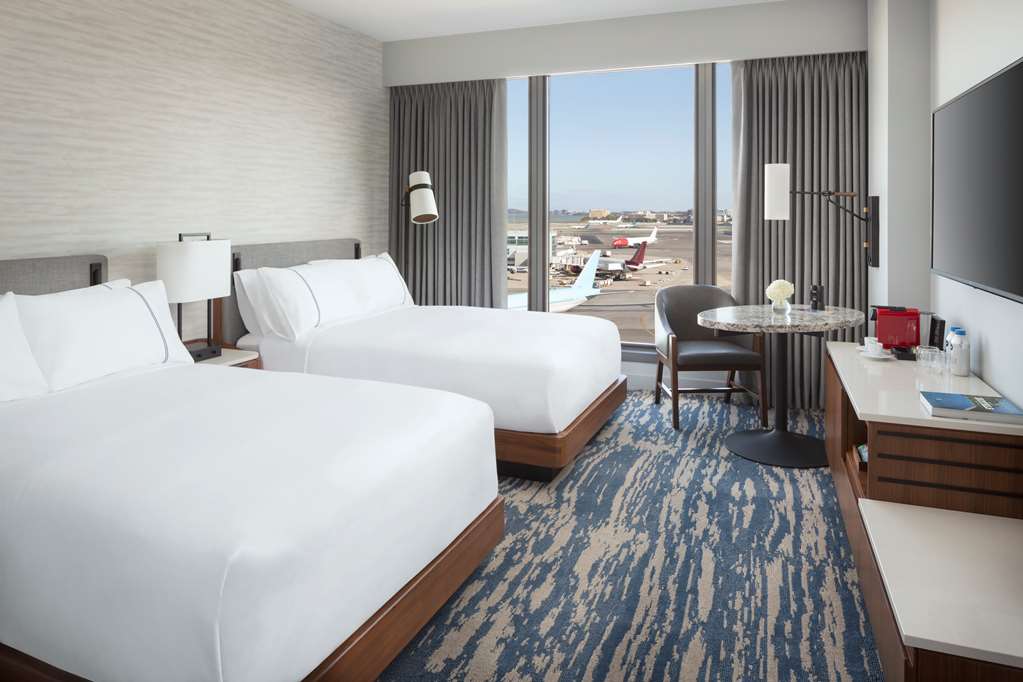 Grand Hyatt at SFO - photo 16