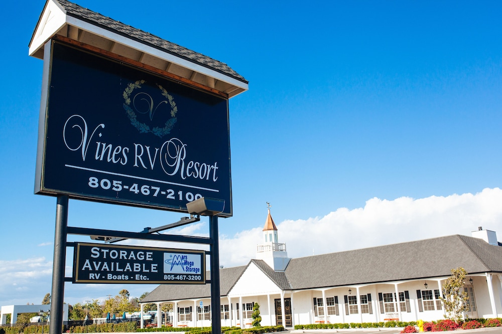 Vines RV Resort - photo 24