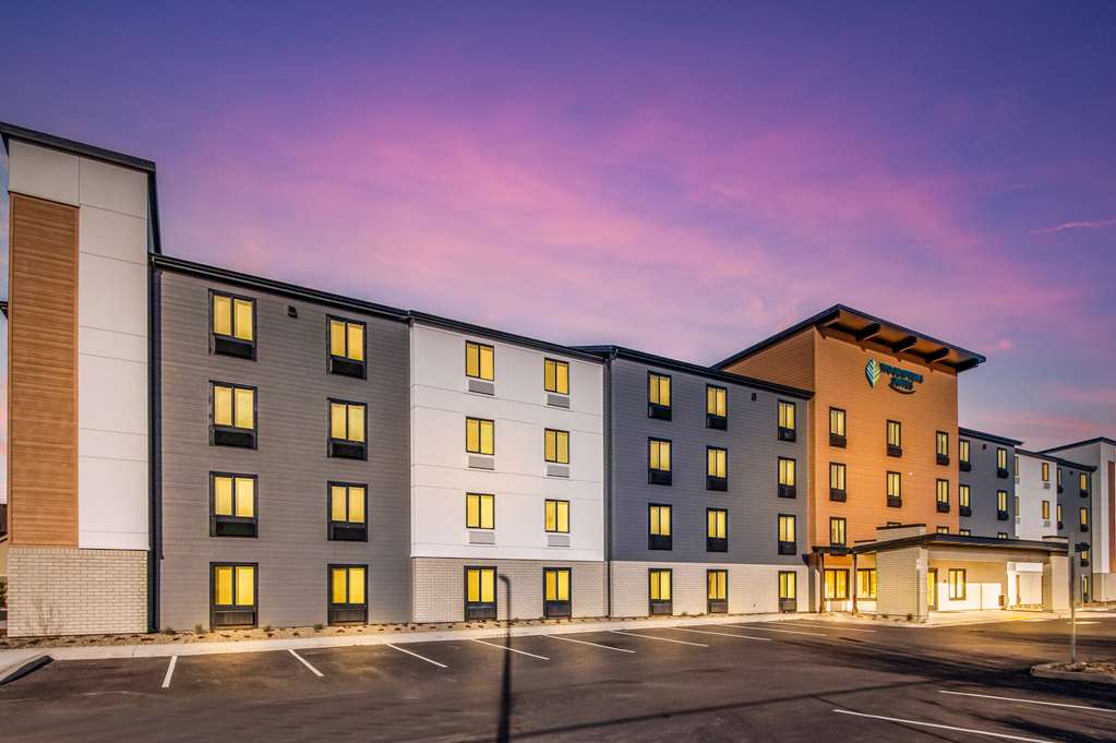 WoodSpring Suites Portland Vancouver - photo 3