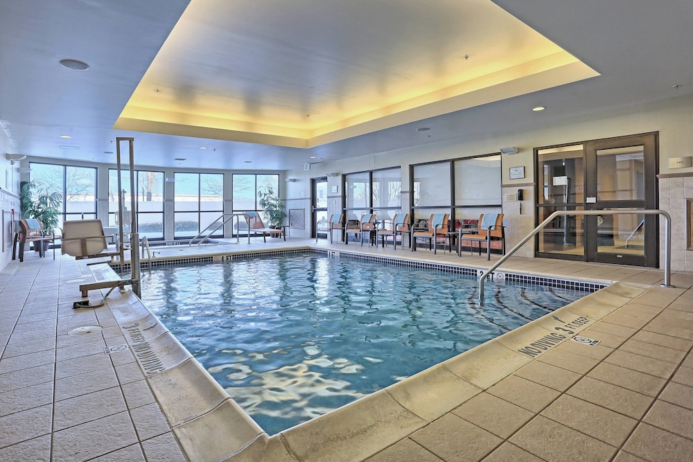 Courtyard by Marriott Harrisburg West Mechanicsburg - photo 28