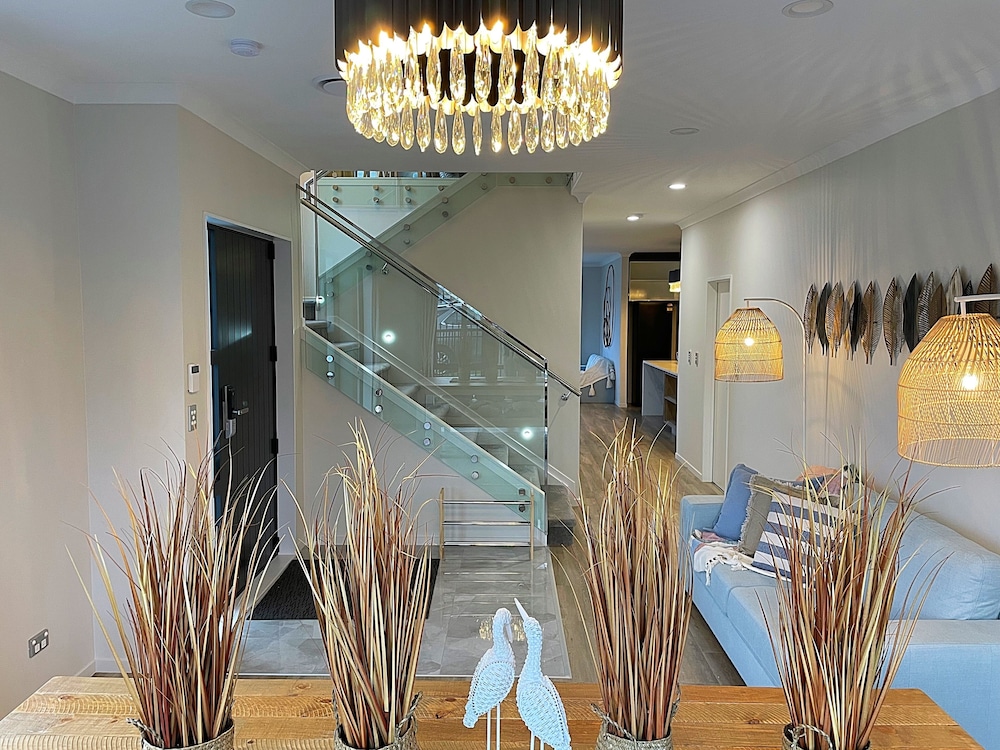 Flatbush Holiday Accommodation - last minute hotel in Auckland