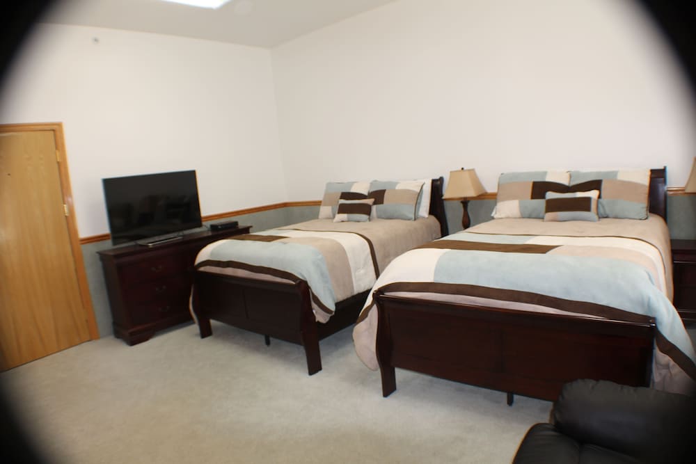 Zion's Most Wanted Hotel - photo 7