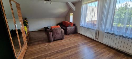 Prywatny Pokoj Z Kuchnia I Łazienka — hotel in Mszana Dolna