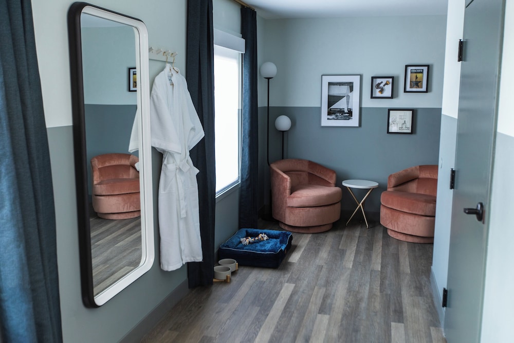 voco The Darwin Atlanta Midtown by IHG - photo 23