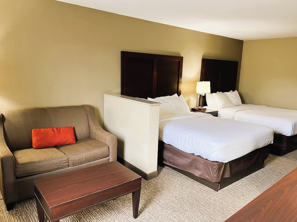 Days Inn & Suites by Wyndham Manheim Lebanon - photo 5