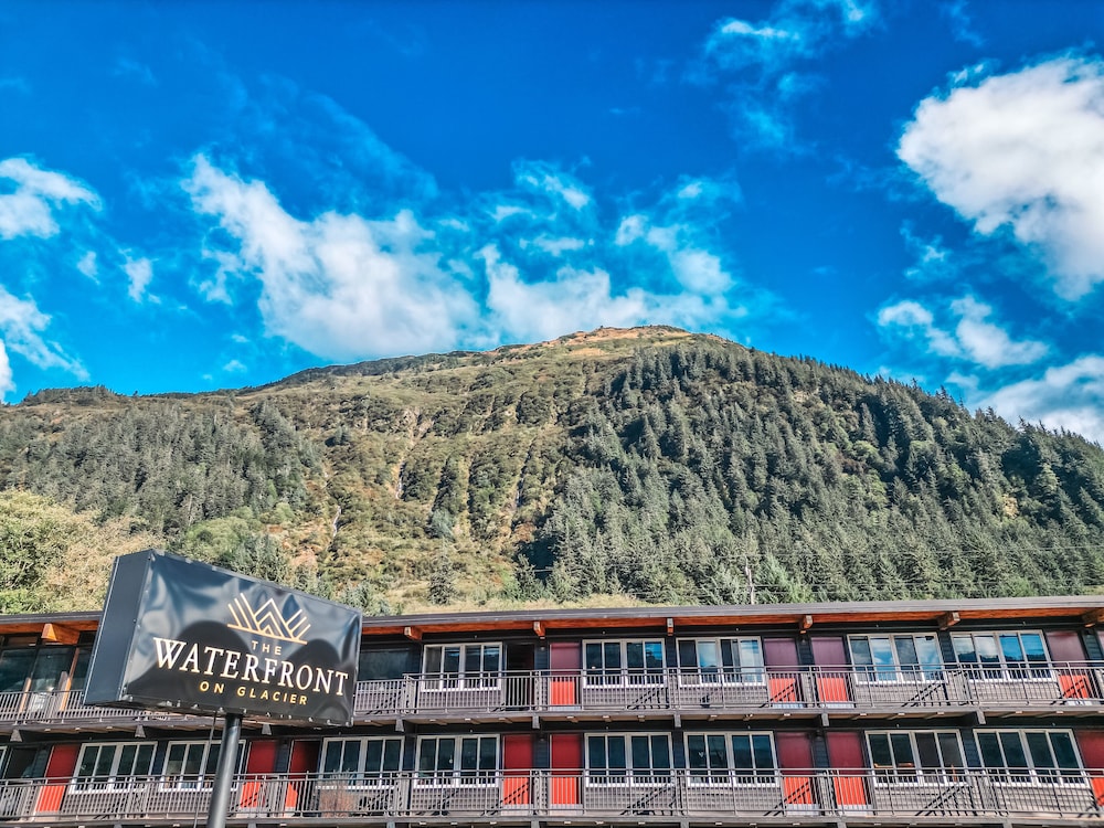 Waterfront on Glacier - photo 71