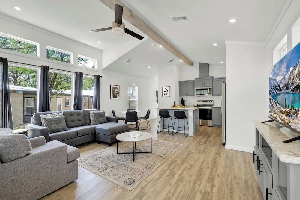 Resort at Fredericksburg Unit 18 in Fredericksburg, United States