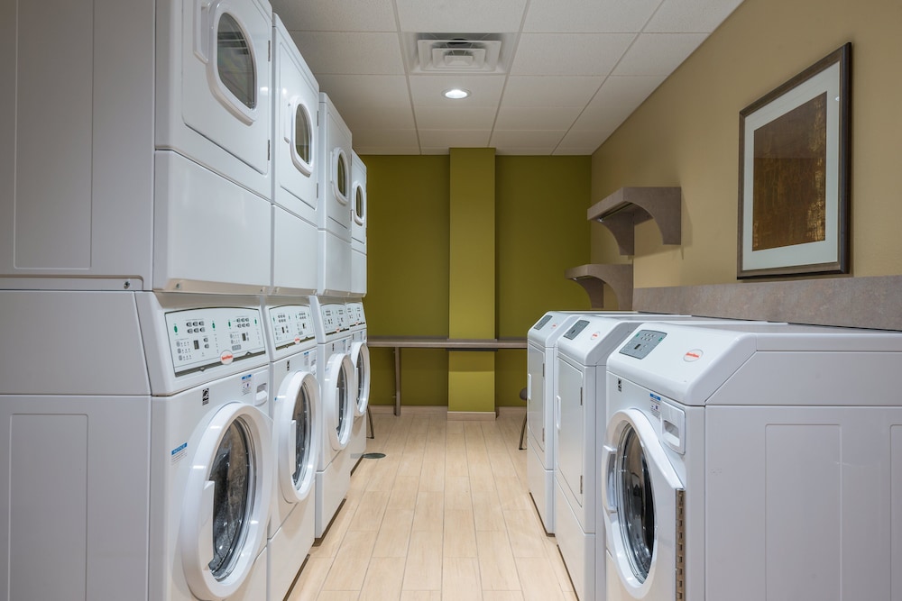 Staybridge Suites Eau Claire Altoona by IHG - photo 44