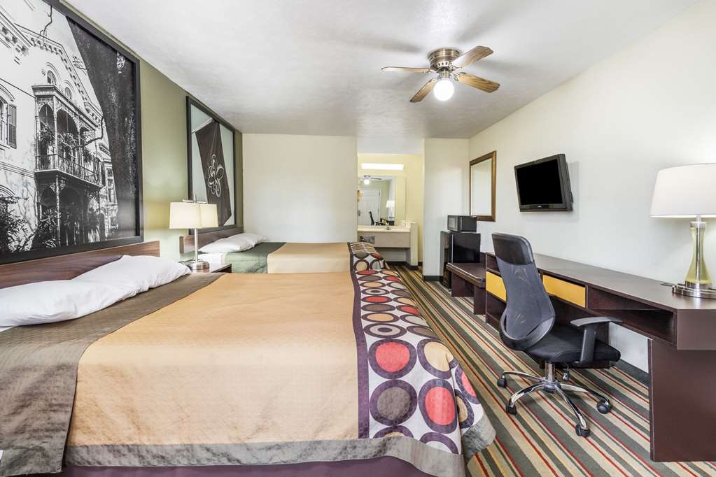 Super 8 by Wyndham Brookhaven - photo 9