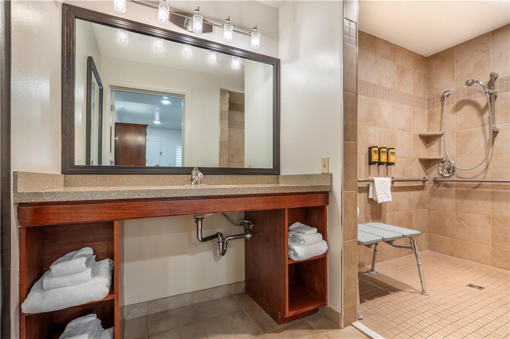 Best Western Plus Clocktower Inn - photo 40
