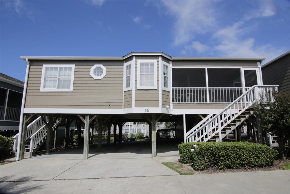 Arbor House #16 — 4-Star Luxury Hotel in Myrtle Beach, United States