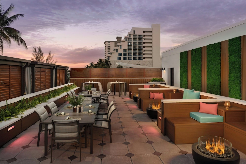 Courtyard by Marriott Oceanside Fort Lauderdale Beach - photo 50