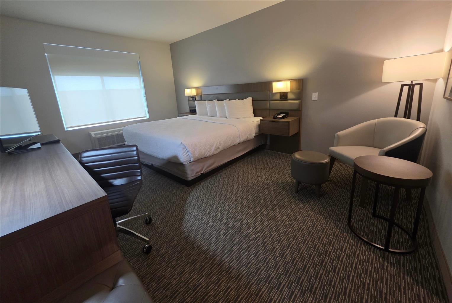 Wingate by Wyndham Austin North - photo 9