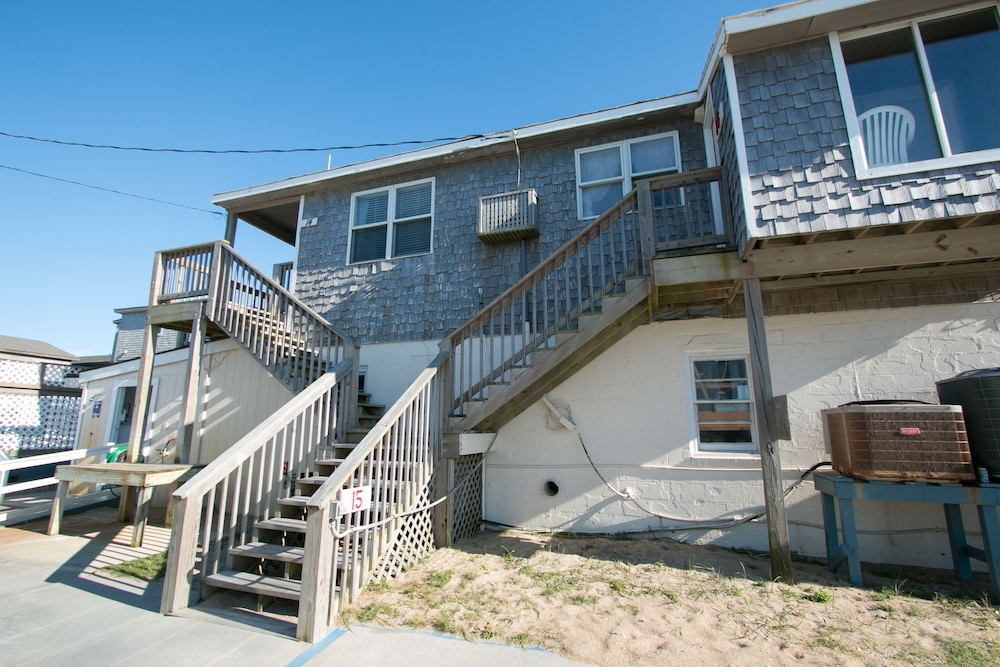 Outer Banks Motel - photo 45