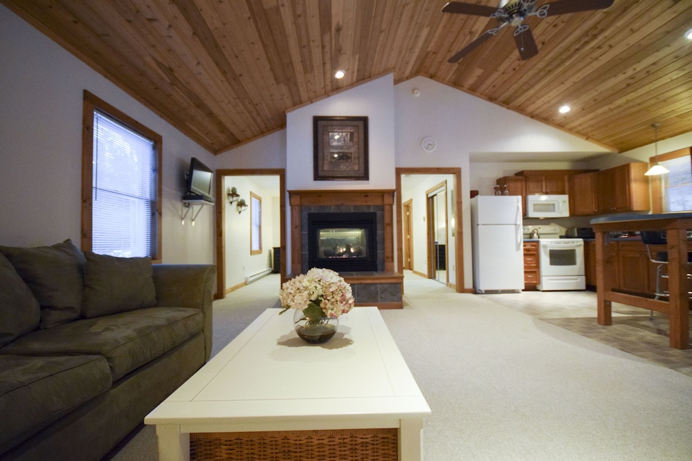 Stowe Cabins in the Woods - photo 25