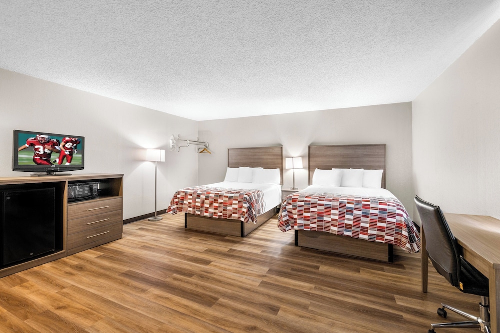 Red Roof Inn Niagara Falls - photo 9