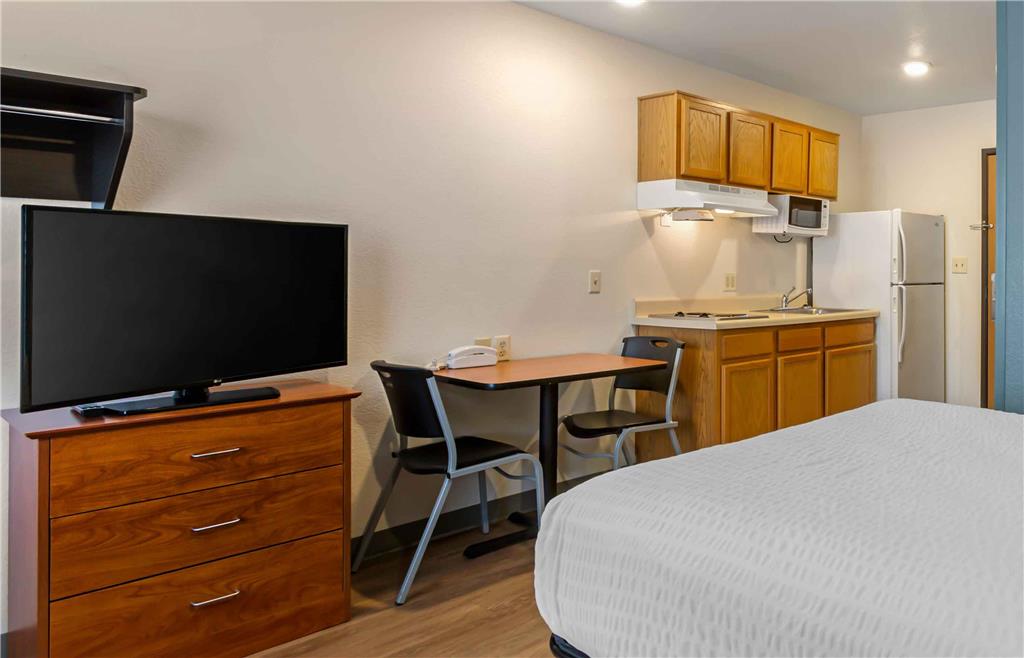Extended Stay America Select Suites Phoenix Peoria Sun City - photo 7