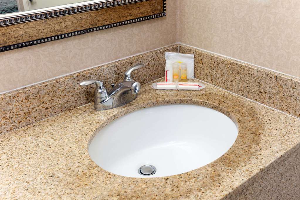 Days Inn by Wyndham Alhambra CA - photo 7