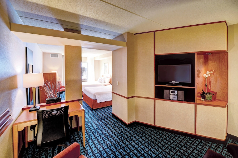 Fairfield Inn & Suites by Marriott Wausau - photo 9