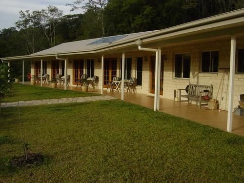Coverdales B & B at Eumundi — 4-Star Luxury Hotel in Eumundi, Australia