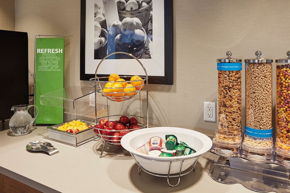 Hampton Inn & Suites Sacramento at Csus - photo 50