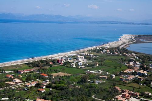 Sea View Frini Lefkada — 4-Star Luxury Hotel in Lefkada, Greece
