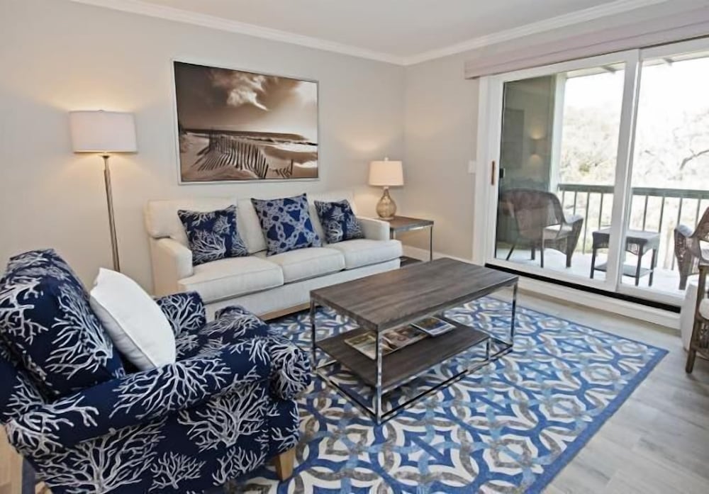 885 Ketch Court at the Sea Pines Resort - featured photo
