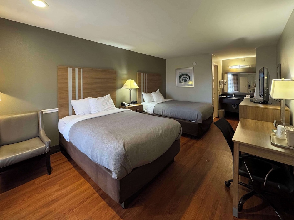 Quality Inn Lagrange East I 85 - photo 9