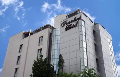 President Hotel — hotel in Bacau