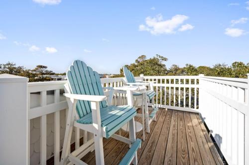 The Happy Place. Unit 2 — 4-Star Luxury Hotel in Carolina Beach, United States