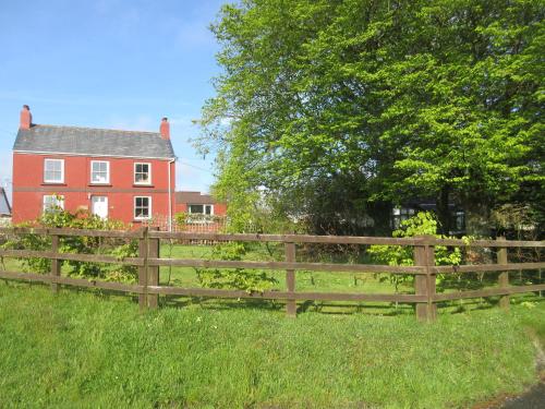 Swinhay 61 Newtown Rd Hook - last minute hotel in Freystrop