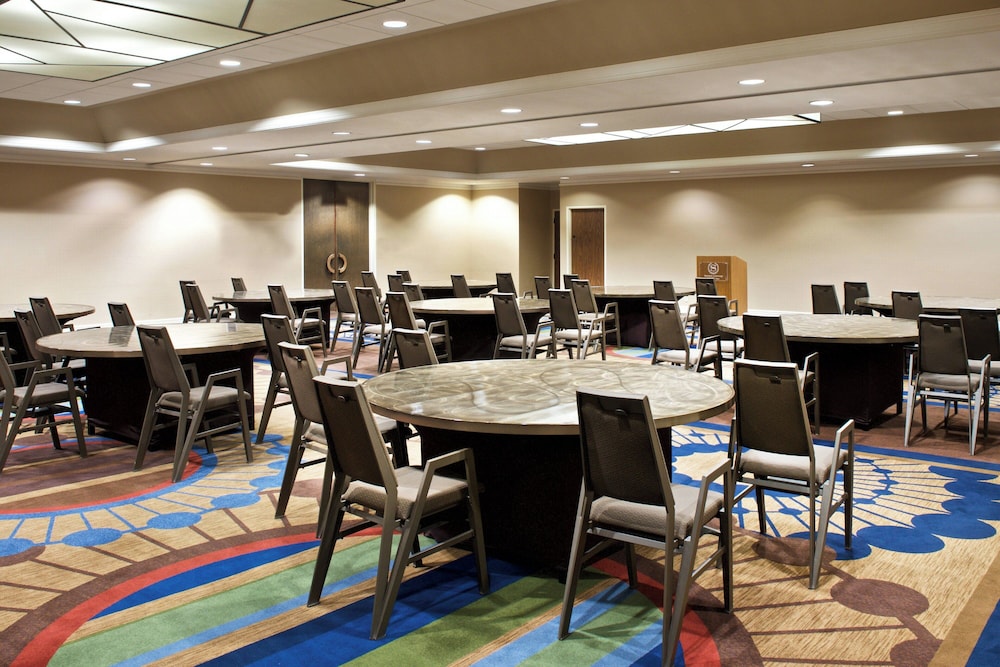 Sheraton Anchorage Hotel - photo 91