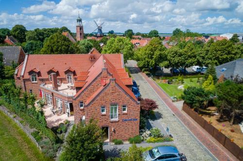 Hotel am Fischerhafen — hotel in Jemgum