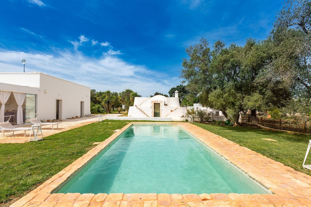 2329 Villa Kairos by Perle di Puglia — 4-Star Luxury Hotel in Ostuni, Italy