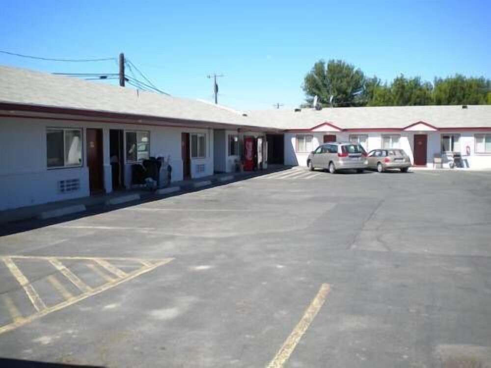 Sundowner Motel - photo 15
