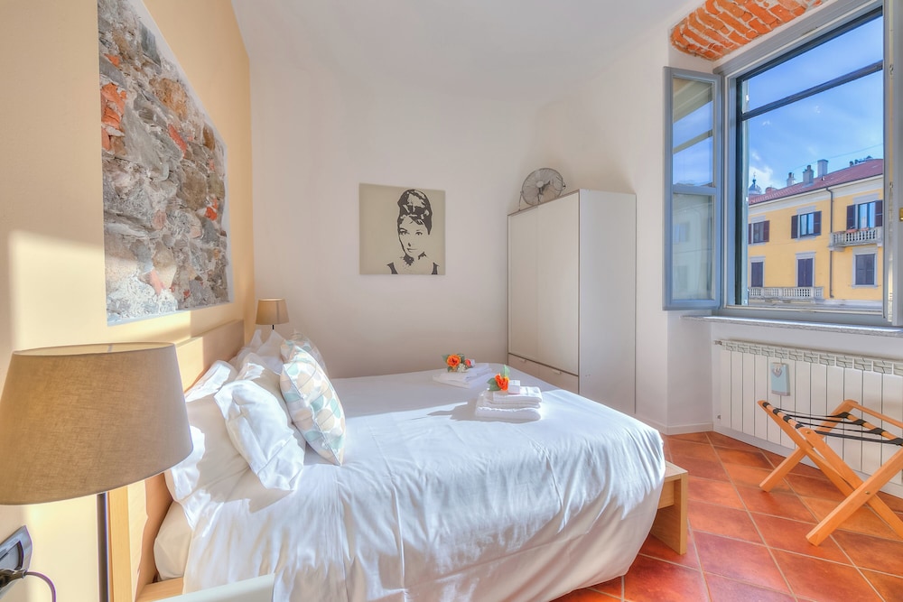 Aparthotel Arona — Arona