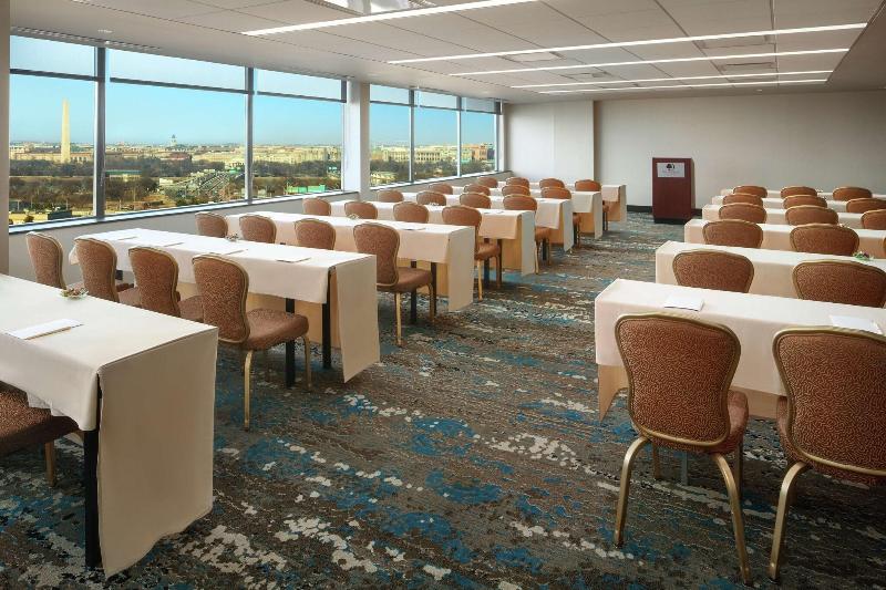 DoubleTree by Hilton Washington DC Crystal City - photo 235