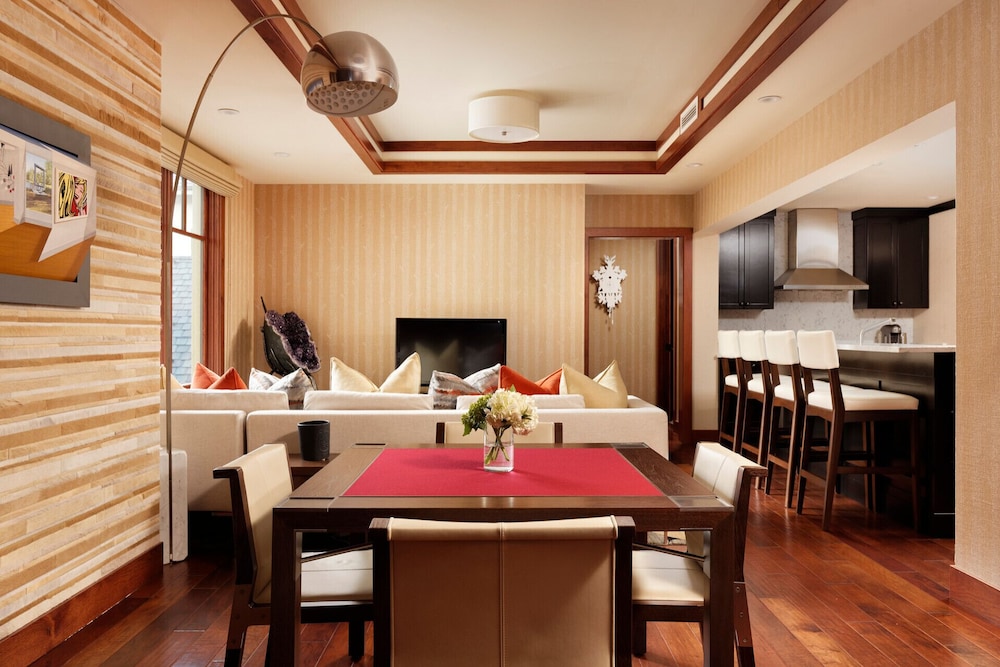 Four Seasons Resort Vail - photo 128