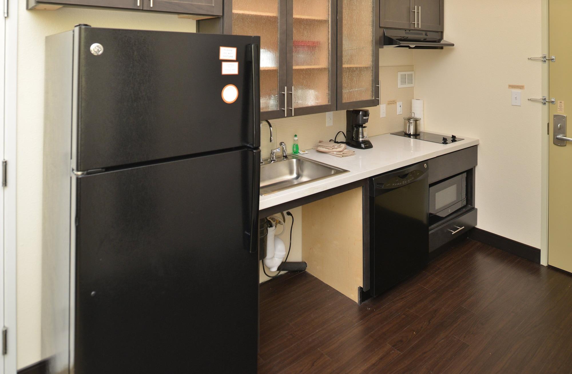 Candlewood Suites Eugene Springfield by IHG - photo 18