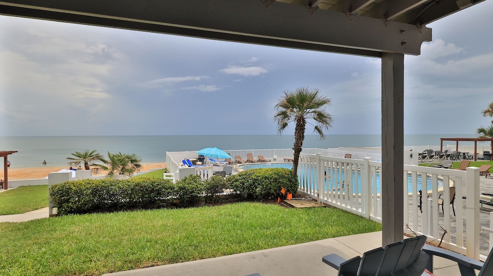 Driftwood Beach Motel - photo 131