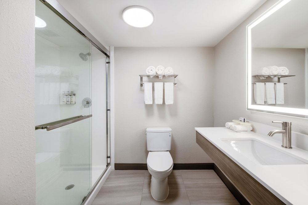 Holiday Inn Express & Suites Wilson I 95 By IHG - photo 12