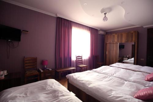 Hotel Harmony