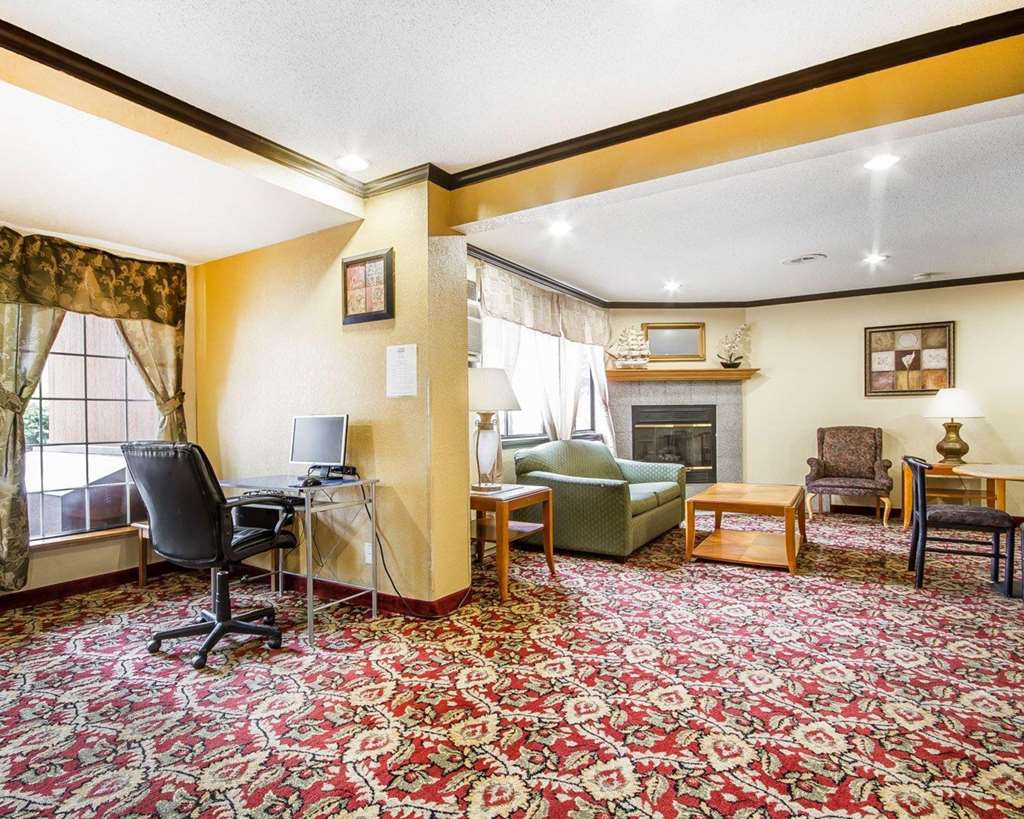 Rodeway Inn & Suites Madison East - photo 33