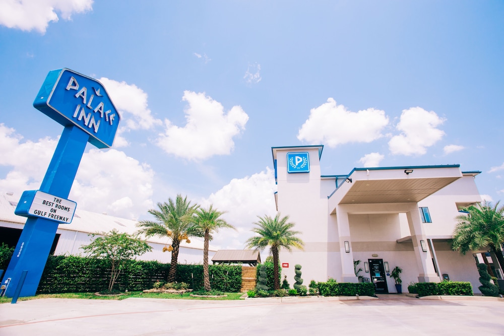 Palace Inn Blue I 45 & College Ave - photo 29