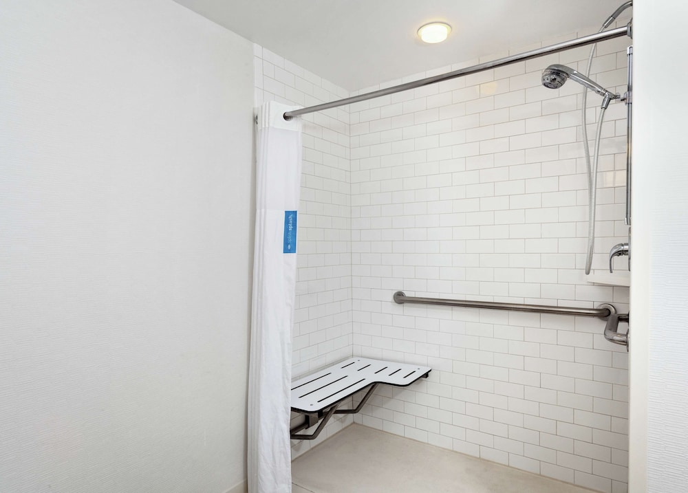 Hampton Inn Melbourne - photo 23