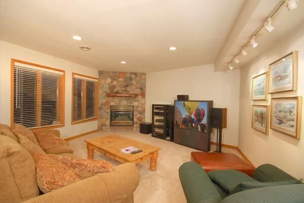 Heart of the Valley — 4-Star Luxury Hotel in Steamboat Springs, United States