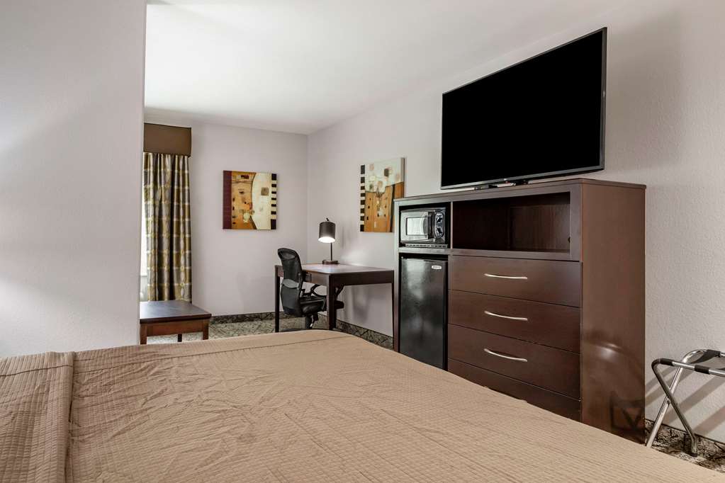 Best Western Oakdale Inn - photo 14