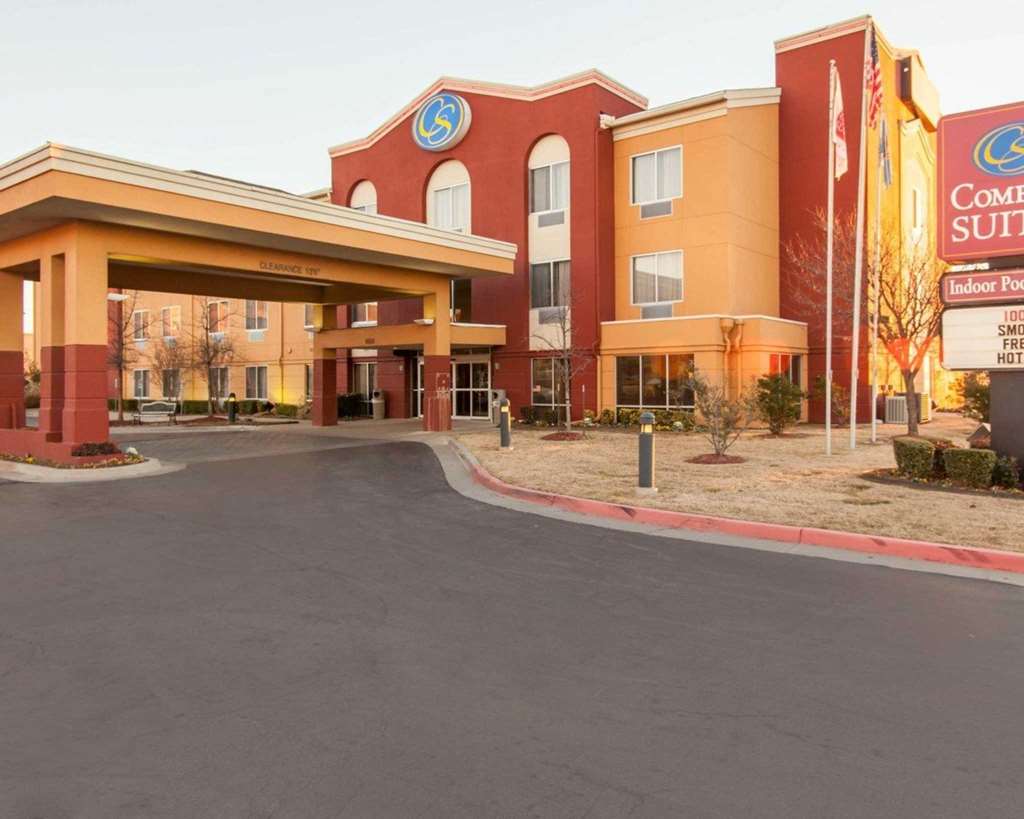 Comfort Suites Tulsa Central in Tulsa, United States