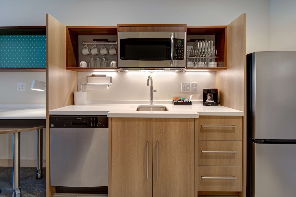 Home2 Suites by Hilton Las Vegas North - photo 19