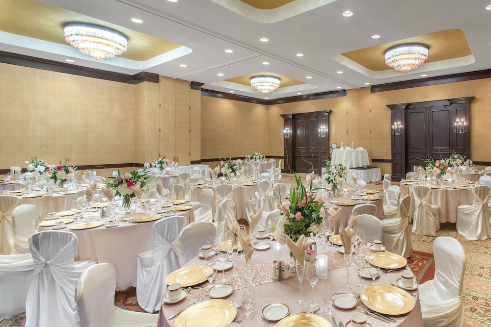 Crowne Plaza Albuquerque by IHG - photo 26